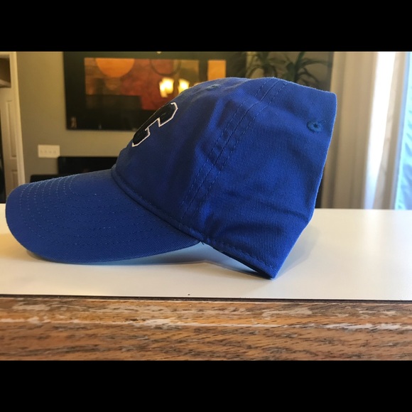 Hat - Picture 2 of 3